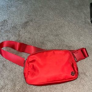 Lululemon belt bag
